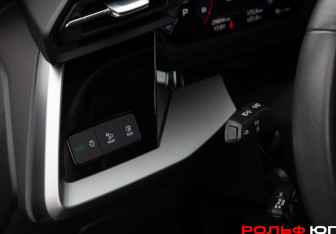 Подержанный автомобиль Audi A3 Sedan 2021 года (18 фото)