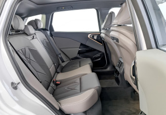 Новый BMW X3 2025 (12 фото)