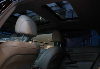 Подержанный автомобиль Nissan Teana 2012 года (11 фото)