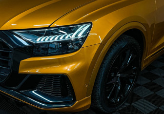 Подержанный автомобиль Audi Q8 2018 года (27 фото)