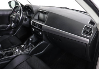Подержанный автомобиль Mazda CX-5 2017 года (10 фото)