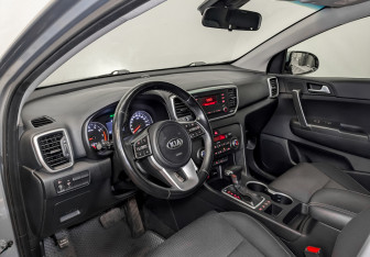 Подержанный автомобиль Kia Sportage 2019 года (15 фото)