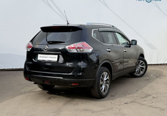 Подержанный автомобиль Nissan X-Trail 2016 года (5 фото)