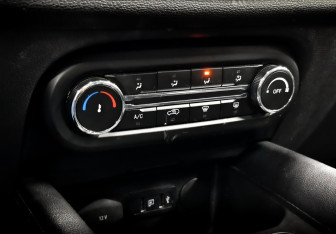 Подержанный автомобиль Chery Tiggo 4 2022 года (27 фото)