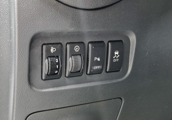 Подержанный автомобиль Renault Koleos 2013 года (25 фото)