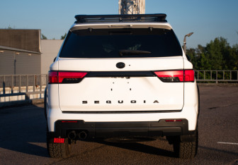 Новый Toyota Sequoia 2024 (6 фото)
