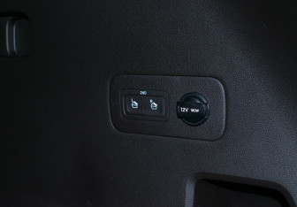 Подержанный автомобиль Hyundai Santa Fe 2022 года (16 фото)