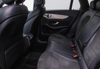 Подержанный автомобиль Mercedes-Benz GLC Coupe 2019 года (11 фото)