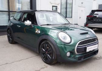 Подержанный автомобиль MINI Hatch 2014 года (3 фото)