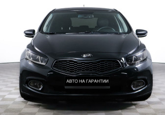 Подержанный автомобиль Kia Ceed Wagon 2013 года (2 фото)