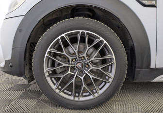 Подержанный автомобиль MINI Countryman 2018 года (12 фото)