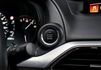 Подержанный автомобиль Mazda CX-9 2021 года (30 фото)