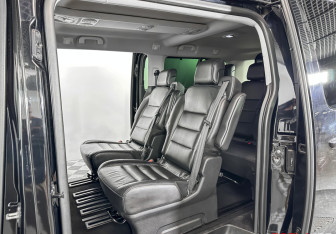 Подержанный автомобиль Citroen SpaceTourer 2018 года (10 фото)