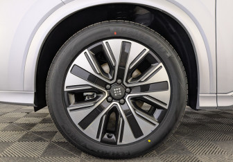 Новый Evolute i-SPACE 2026 (7 фото)