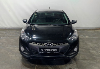 Подержанный автомобиль Hyundai i30 Hatchback 2014 года (2 фото)