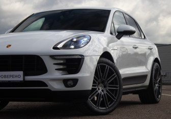 Подержанный автомобиль Porsche Macan 2016 года (24 фото)