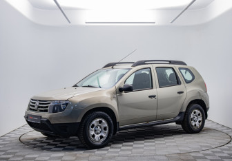 Подержанный автомобиль Renault Duster 2013 года (1 фото)