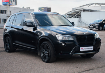 Подержанный автомобиль BMW X3 2010 года (3 фото)
