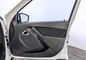 Подержанный автомобиль LADA (ВАЗ) Granta Sedan 2023 года (24 фото)