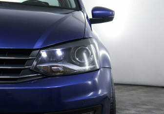 Подержанный автомобиль Volkswagen Polo Sedan 2018 года (5 фото)