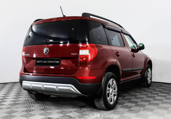 Подержанный автомобиль Skoda Yeti 2017 года (3 фото)
