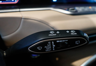 Подержанный автомобиль Voyah Free 2022 года (16 фото)