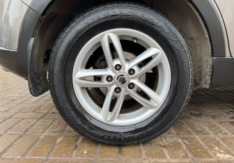 Подержанный автомобиль SsangYong Actyon 2012 года (13 фото)