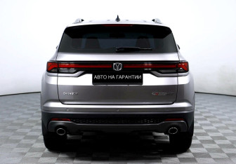 Подержанный автомобиль Changan CS35PLUS 2022 года (4 фото)