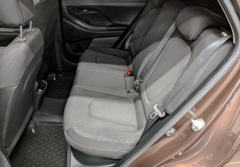Подержанный автомобиль Hyundai Creta 2021 года (17 фото)
