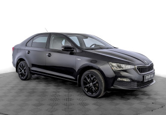 Подержанный автомобиль Skoda Rapid Liftback 2021 года (3 фото)