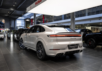 Новый Porsche Cayenne 2025 (8 фото)