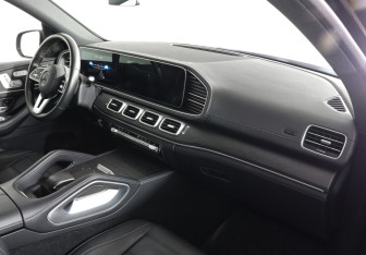 Подержанный автомобиль Mercedes-Benz GLE 2021 года (10 фото)