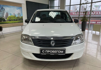 Подержанный автомобиль Renault Logan Sedan 2011 года (2 фото)