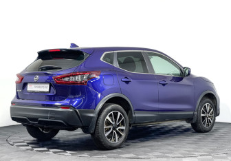 Подержанный автомобиль Nissan Qashqai 2020 года (5 фото)