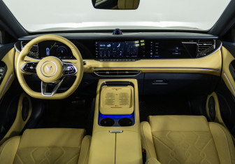 Подержанный автомобиль Voyah Free 2023 года (14 фото)