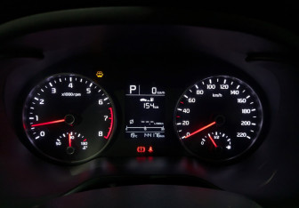 Подержанный автомобиль Kia Rio Hatchback 2020 года (16 фото)