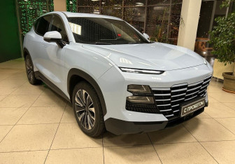 Подержанный автомобиль Jetour Dashing 2023 года (3 фото)