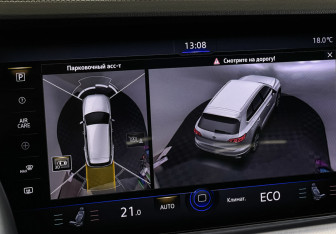 Подержанный автомобиль Volkswagen Touareg 2019 года (19 фото)
