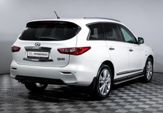 Подержанный автомобиль Infiniti QX60 2014 года (5 фото)