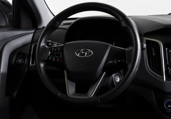 Подержанный автомобиль Hyundai Creta 2020 года (13 фото)