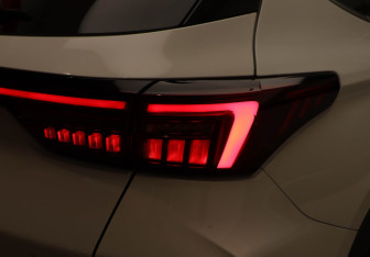 Подержанный автомобиль Exeed LX 2023 года (29 фото)