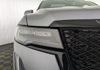 Подержанный автомобиль Cadillac Escalade Suv 2021 года (11 фото)