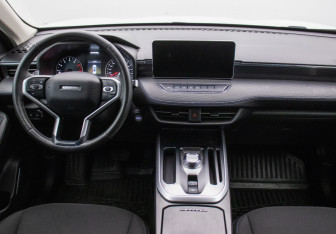 Подержанный автомобиль Haval Jolion 2023 года (13 фото)