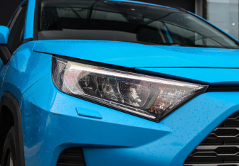 Подержанный автомобиль Toyota RAV4 2020 года (26 фото)