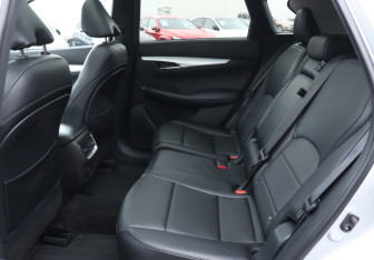 Подержанный автомобиль Infiniti QX50 2020 года (10 фото)