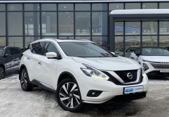 Подержанный автомобиль Nissan Murano Suv 2021 года (3 фото)