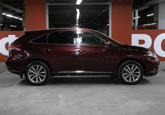 Подержанный автомобиль Lexus RX 2015 года (4 фото)