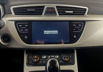 Подержанный автомобиль Geely Atlas 2021 года (14 фото)