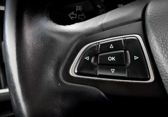 Подержанный автомобиль Ford Focus Wagon 2018 года (27 фото)