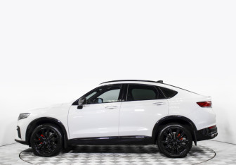 Подержанный автомобиль Geely Tugella 2023 года (8 фото)